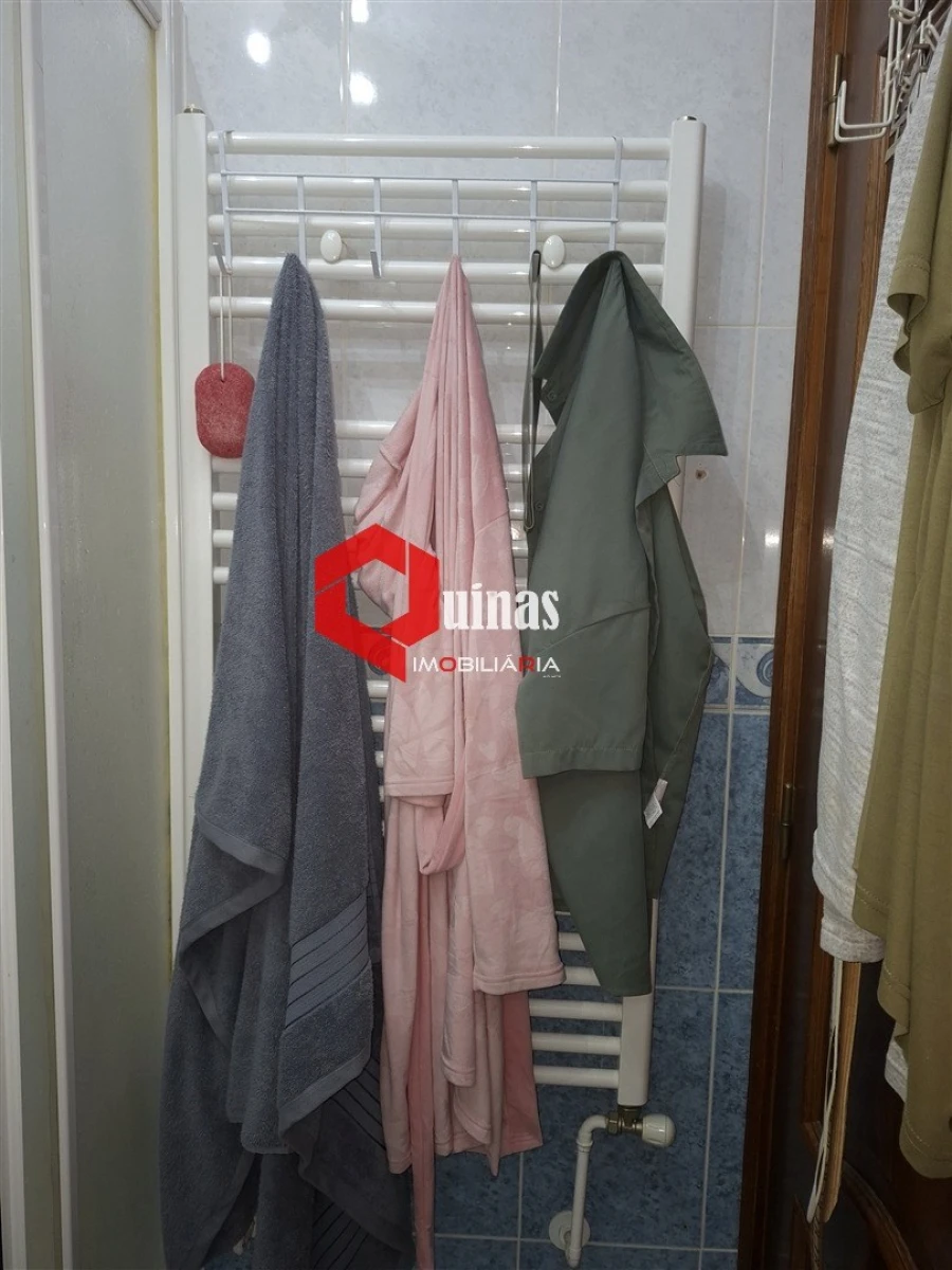 Moradia T5 para Venda em Sabugal e Aldeia de Santo António Foto 43