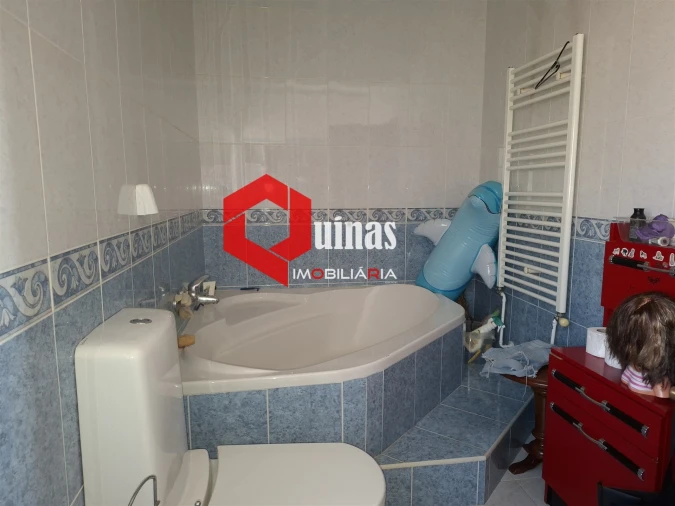 Moradia T5 para Venda em Sabugal e Aldeia de Santo António Foto 45