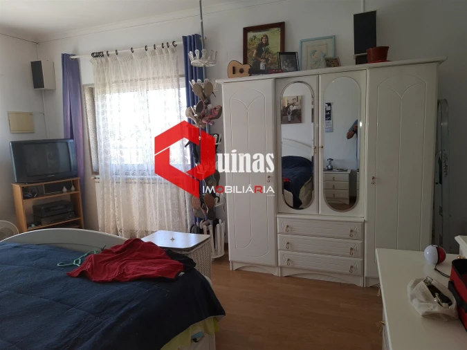 Moradia T5 para Venda em Sabugal e Aldeia de Santo António Foto 39