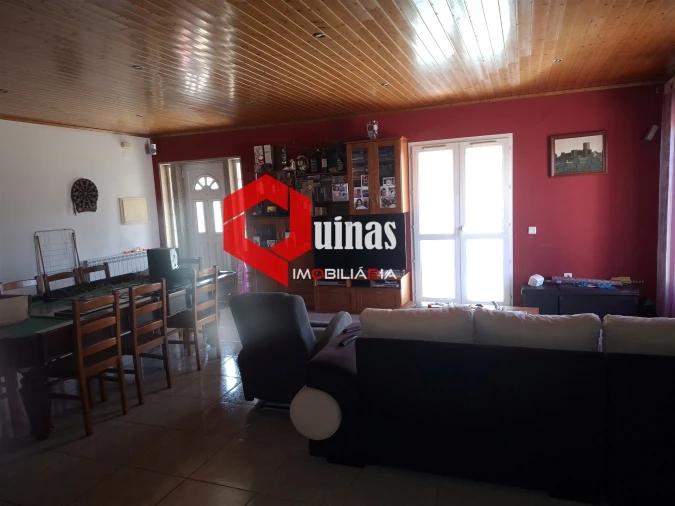 Moradia T5 para Venda em Sabugal e Aldeia de Santo António Foto 13