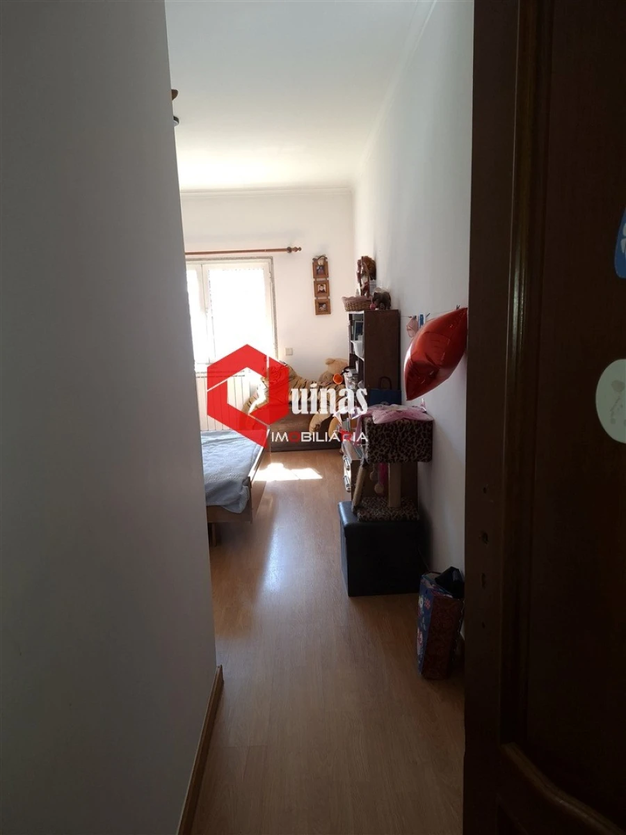 Moradia T5 para Venda em Sabugal e Aldeia de Santo António Foto 46