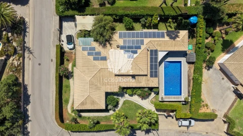 Moradia T4 para Venda em Lagoa e Carvoeiro