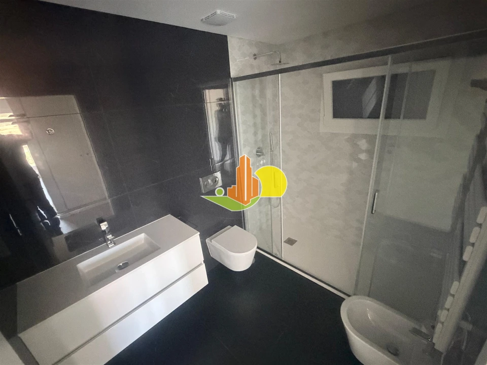 Apartamento T3 para Venda em Tavarede Foto 24
