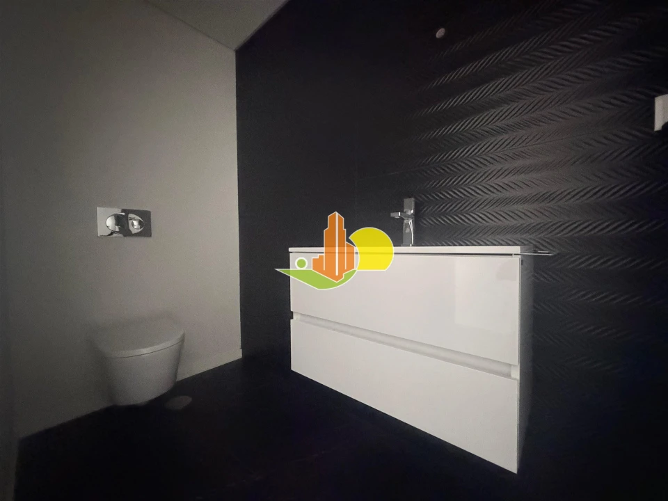 Apartamento T3 para Venda em Tavarede Foto 11
