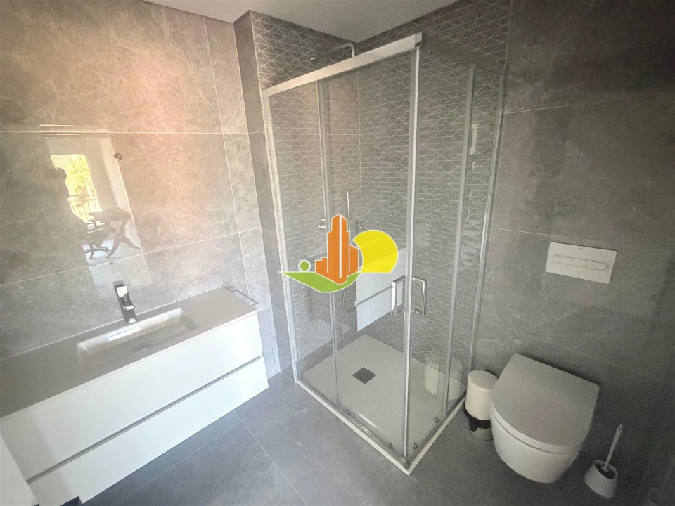 Apartamento T3 para Venda em Tavarede Foto 17