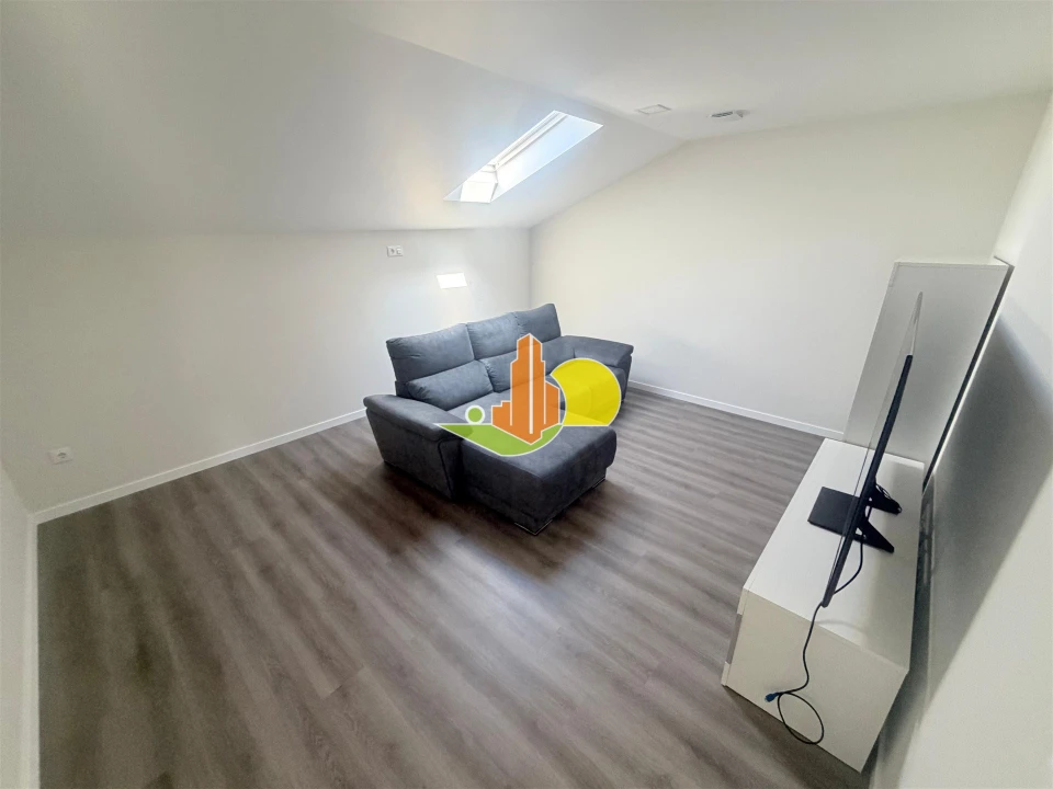 Apartamento T3 para Venda em Tavarede Foto 32