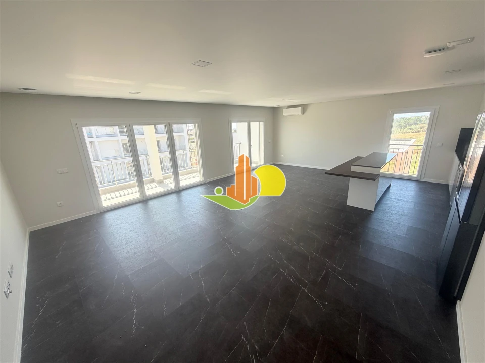 Apartamento T3 para Venda em Tavarede Foto 7