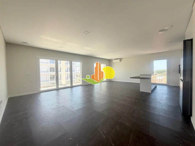 Apartamento T3 para Venda em Tavarede Foto 4