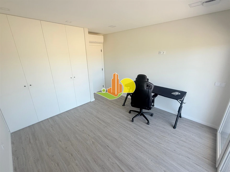 Apartamento T3 para Venda em Tavarede Foto 20