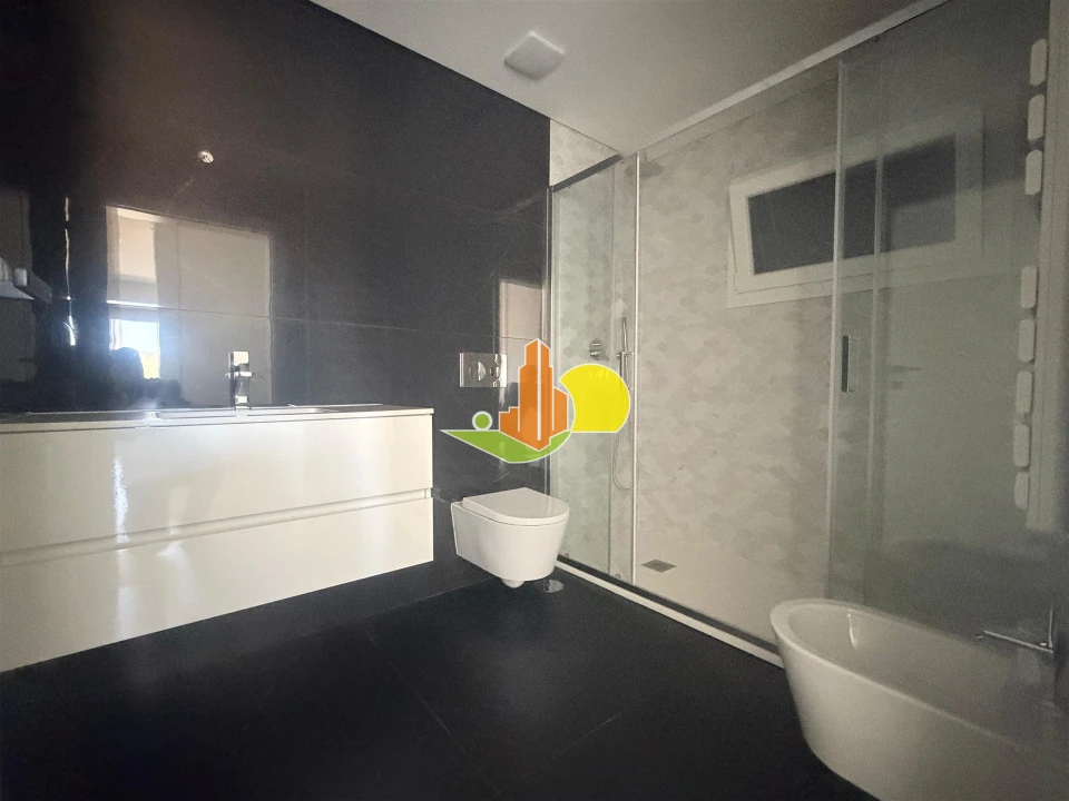 Apartamento T3 para Venda em Tavarede Foto 23