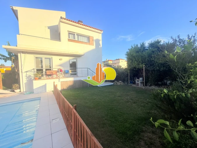 Moradia T4 para Venda em Lavos Foto 35