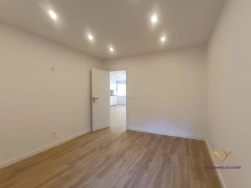 Apartamento T2 para Venda em Encosta do Sol