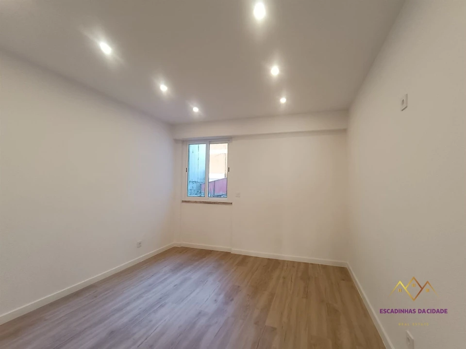 Apartamento T2 para Venda em Encosta do Sol Foto 13