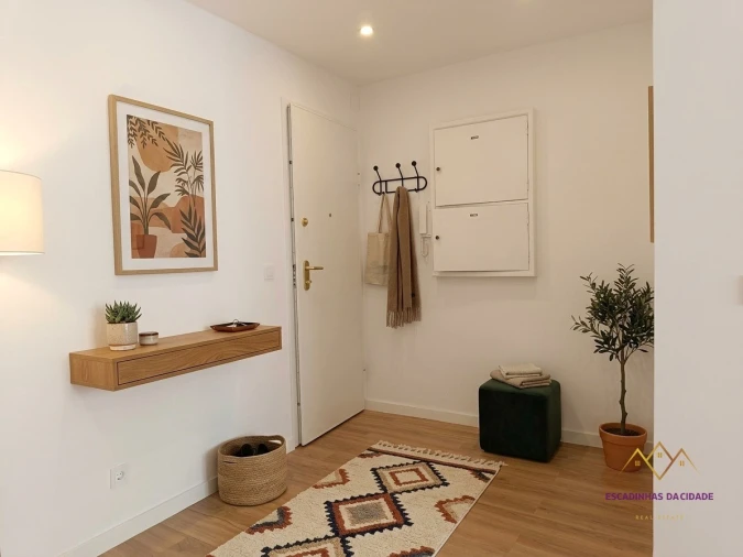 Apartamento T2 para Venda em Encosta do Sol Foto 3