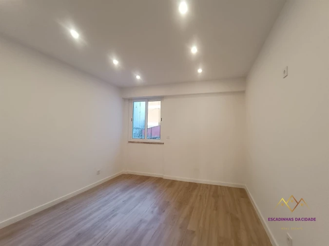 Apartamento T2 para Venda em Encosta do Sol Foto 13