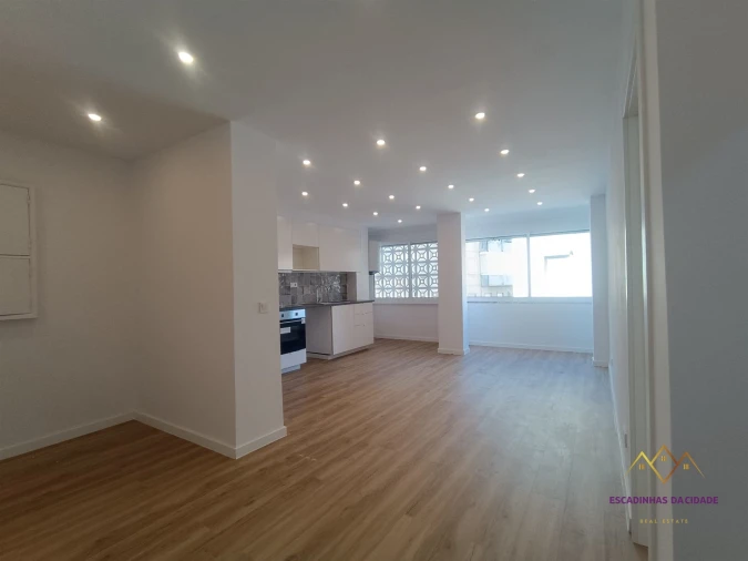 Apartamento T2 para Venda em Encosta do Sol Foto 4