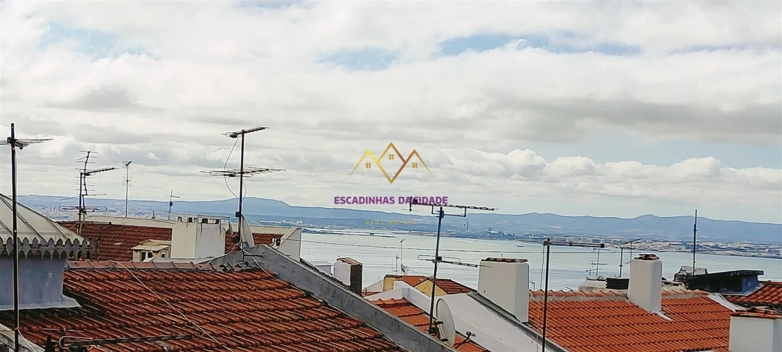 Apartamento T1 para Arrendamento em Misericórdia Foto 14