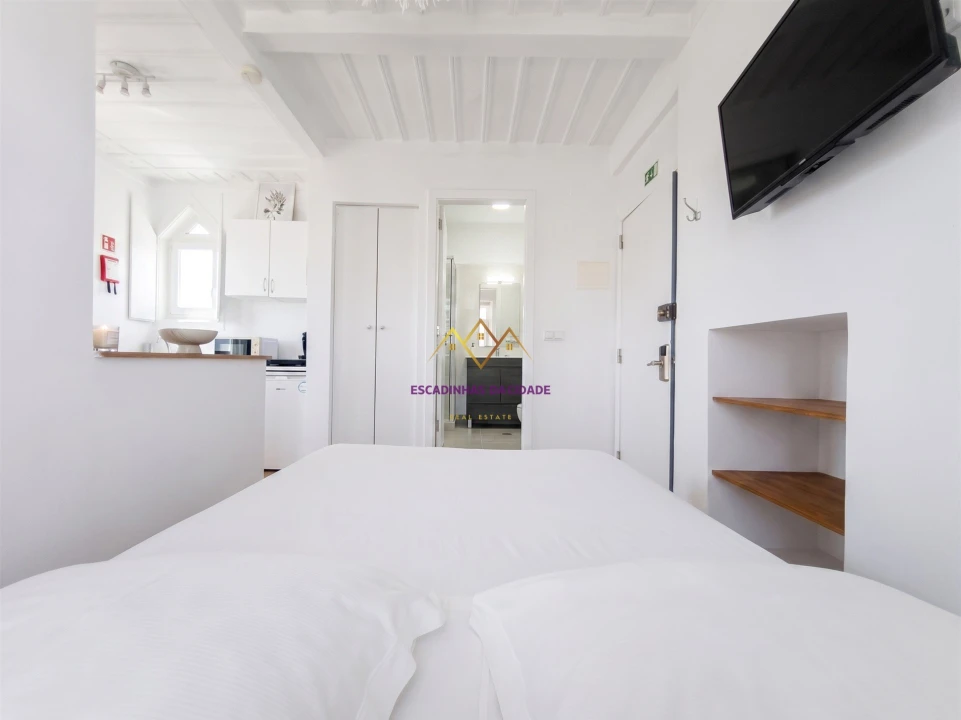Apartamento T1 para Arrendamento em Misericórdia Foto 5