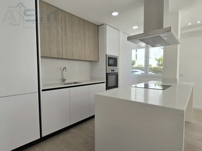Apartamento T2 para Arrendamento em São Domingos de Rana Foto 3