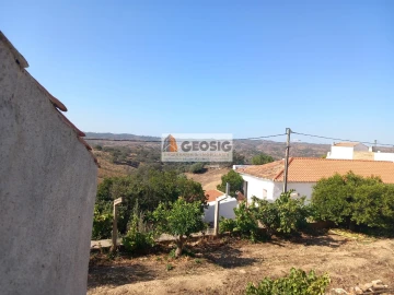 Moradia T1 para Venda em Santa Clara-A-Nova e Gomes Aires