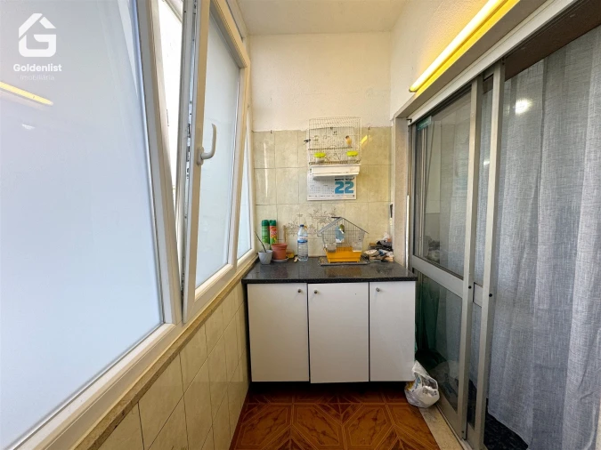 Apartamento T2 para Venda em Amora Foto 3