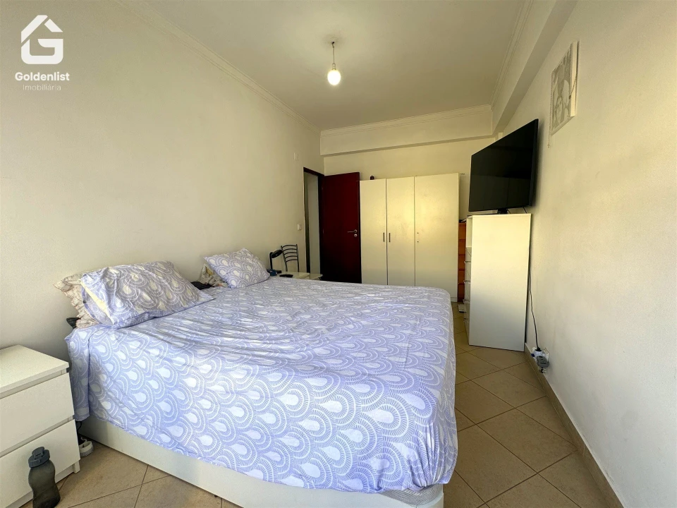 Apartamento T2 para Venda em Amora Foto 9