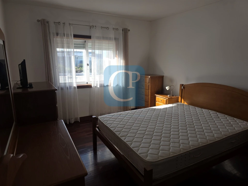 Apartamento T2 para Arrendamento em Rio Tinto Foto 18