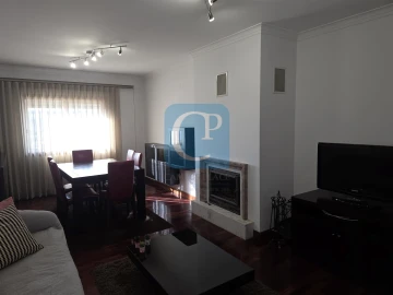 Apartamento T2 para Arrendamento em Rio Tinto