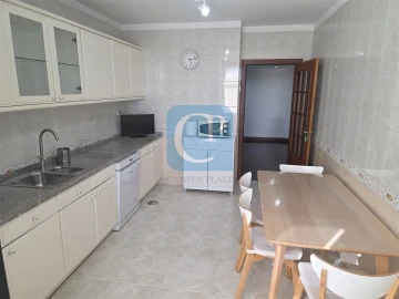 Apartamento T2 para Arrendamento em Rio Tinto