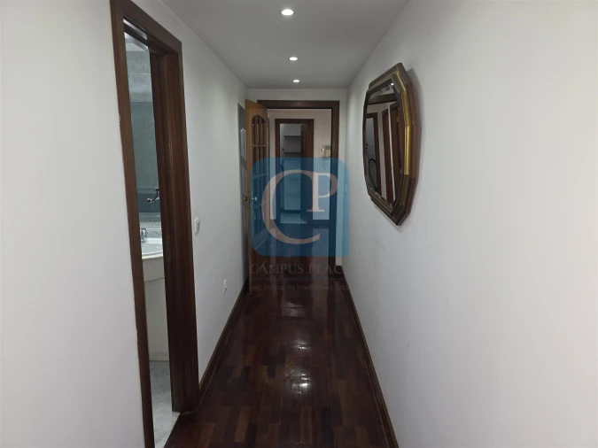 Apartamento T2 para Arrendamento em Rio Tinto Foto 28