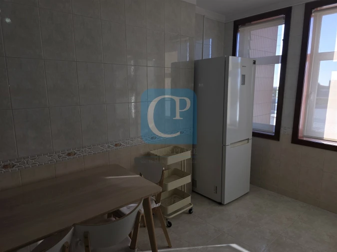 Apartamento T2 para Arrendamento em Rio Tinto Foto 9
