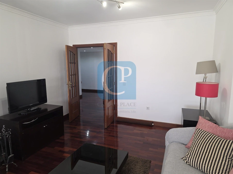 Apartamento T2 para Arrendamento em Rio Tinto Foto 14