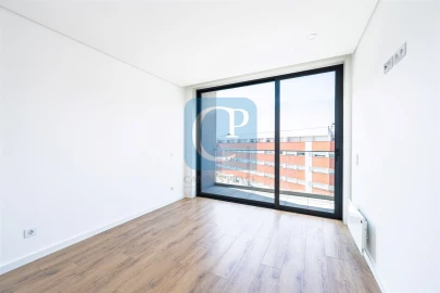 Apartamento T1 para Arrendamento em Pedrouços
