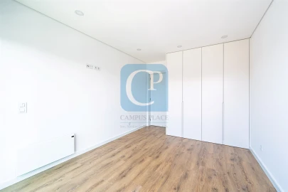 Apartamento T1 para Arrendamento em Pedrouços