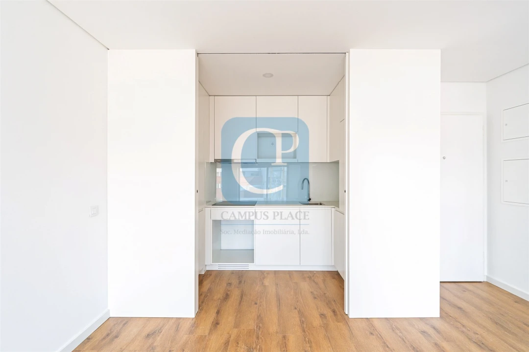 Apartamento T1 para Arrendamento em Pedrouços Foto 7