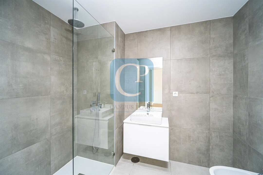 Apartamento T1 para Arrendamento em Pedrouços Foto 15