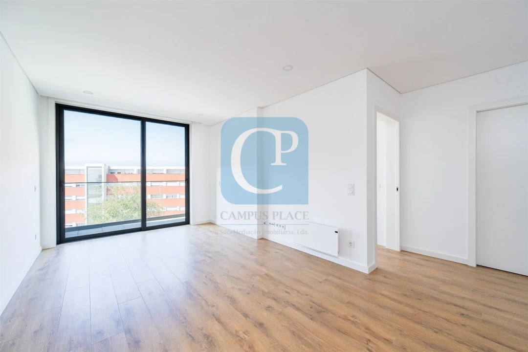 Apartamento T1 para Arrendamento em Pedrouços Foto 3