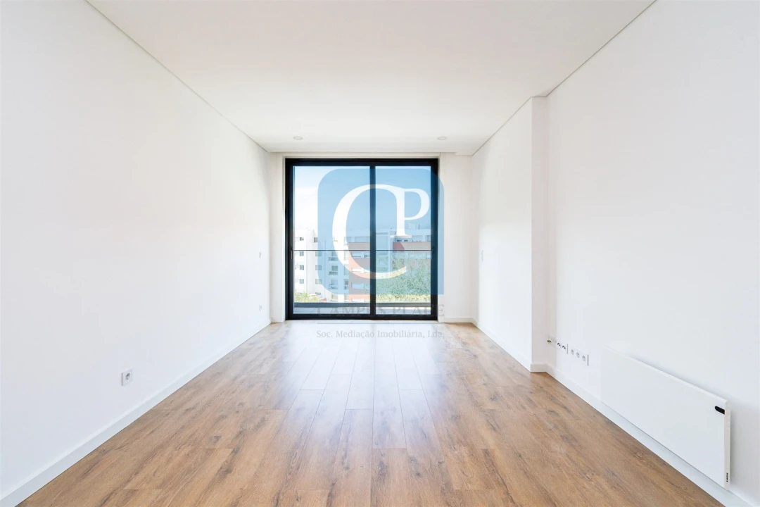 Apartamento T1 para Arrendamento em Pedrouços Foto 4