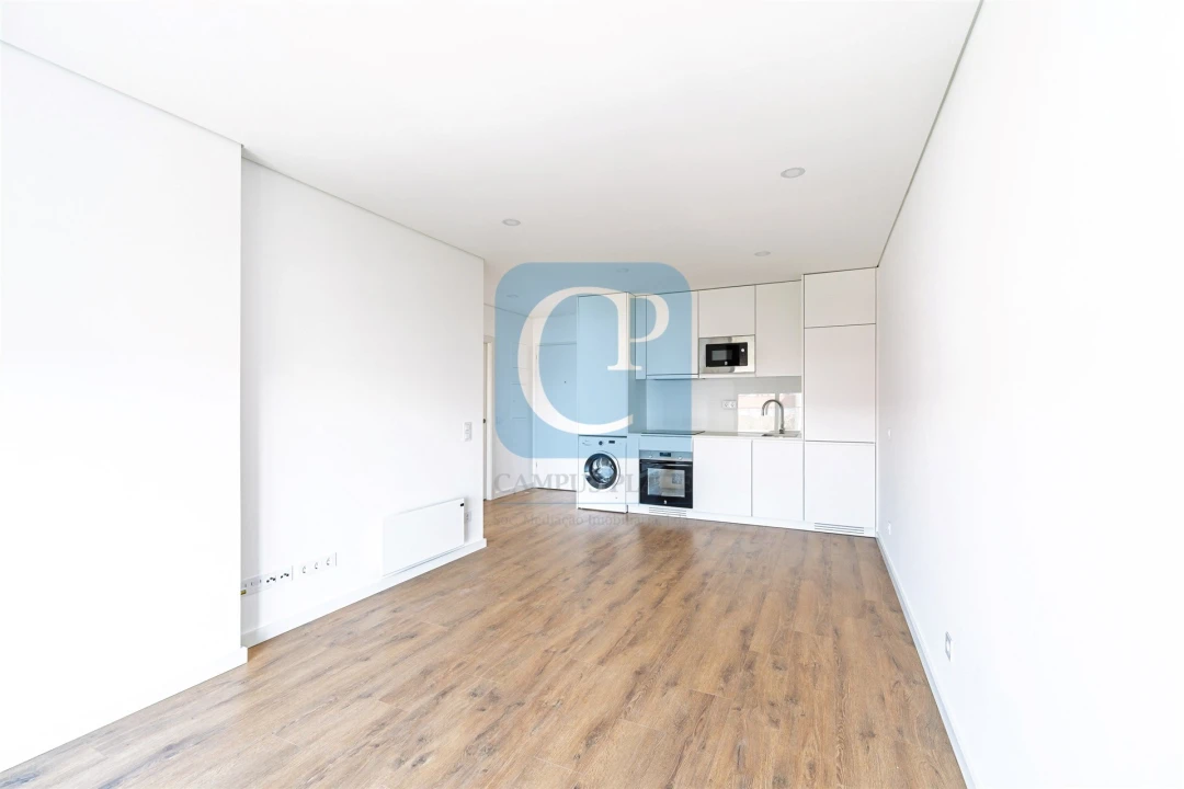 Apartamento T1 para Arrendamento em Pedrouços Foto 5