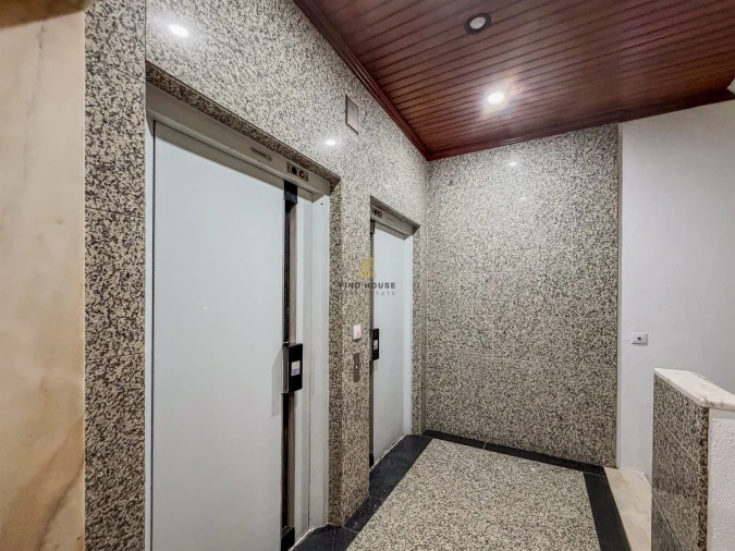 Apartamento T3 para Arrendamento em Benfica Foto 28