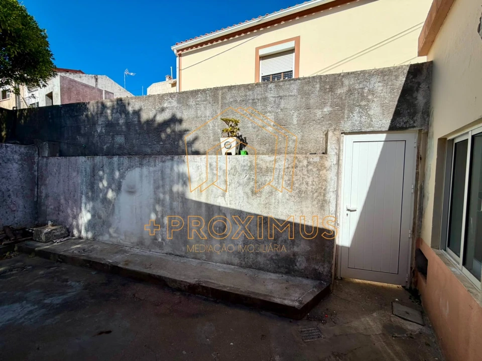 Moradia T2 para Venda em Tavarede Foto 25