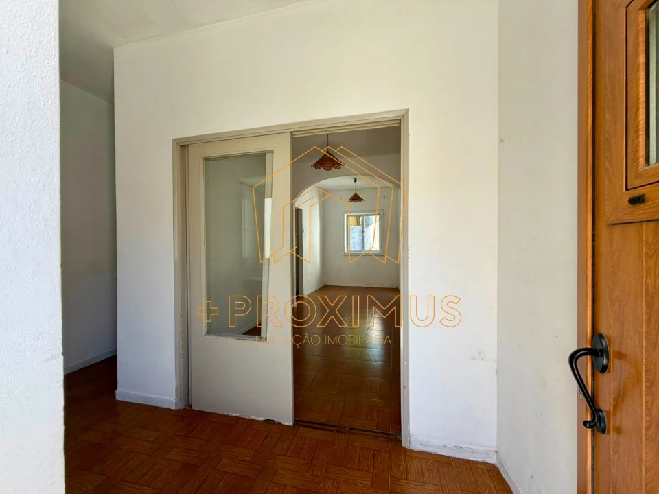 Moradia T2 para Venda em Tavarede Foto 4
