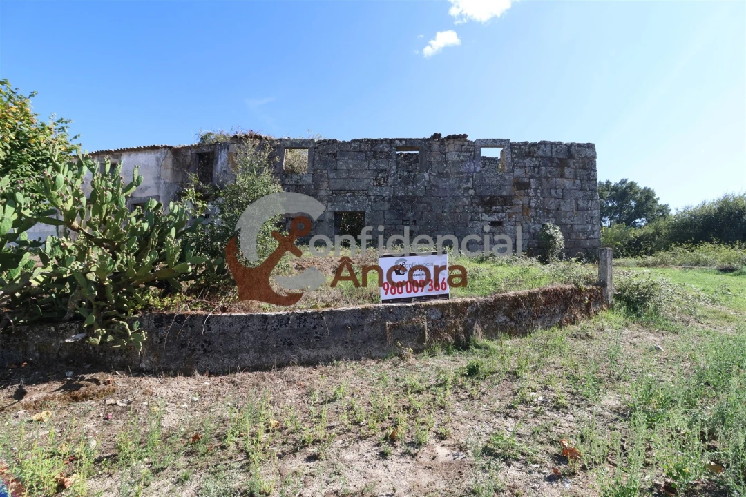 Moradia T3 para Venda em Rio Torto e Lagarinhos Foto 2