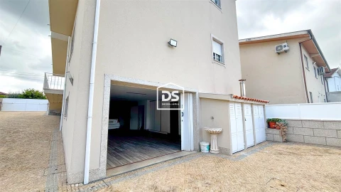 Moradia T3 para Venda em Penafiel
