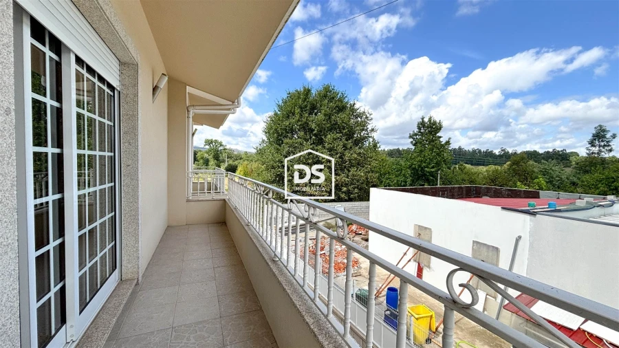 Moradia T3 para Venda em Penafiel Foto 56