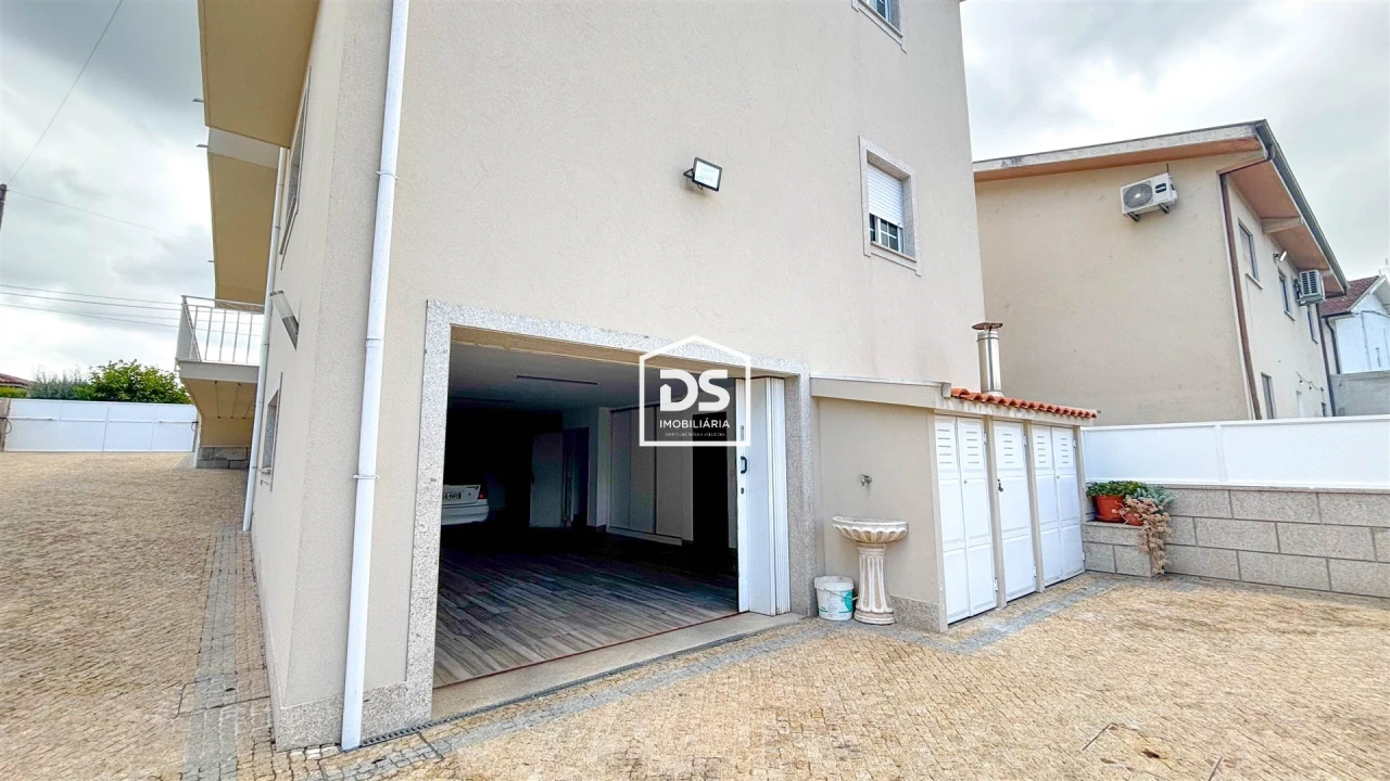 Moradia T3 para Venda em Penafiel Foto 14