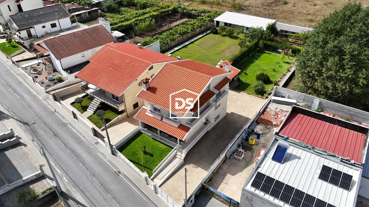 Moradia T3 para Venda em Penafiel Foto 3