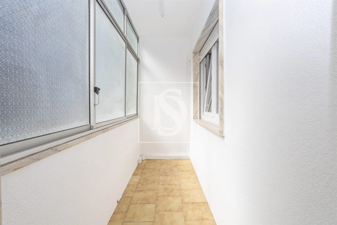 Apartamento T3 para Venda em Seixal, Arrentela e Aldeia de Paio Pires Foto 32