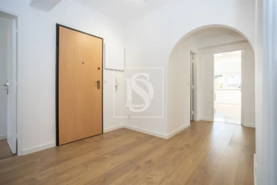 Apartamento T3 para Venda em Seixal, Arrentela e Aldeia de Paio Pires