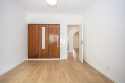 Apartamento T3 para Venda em Seixal, Arrentela e Aldeia de Paio Pires